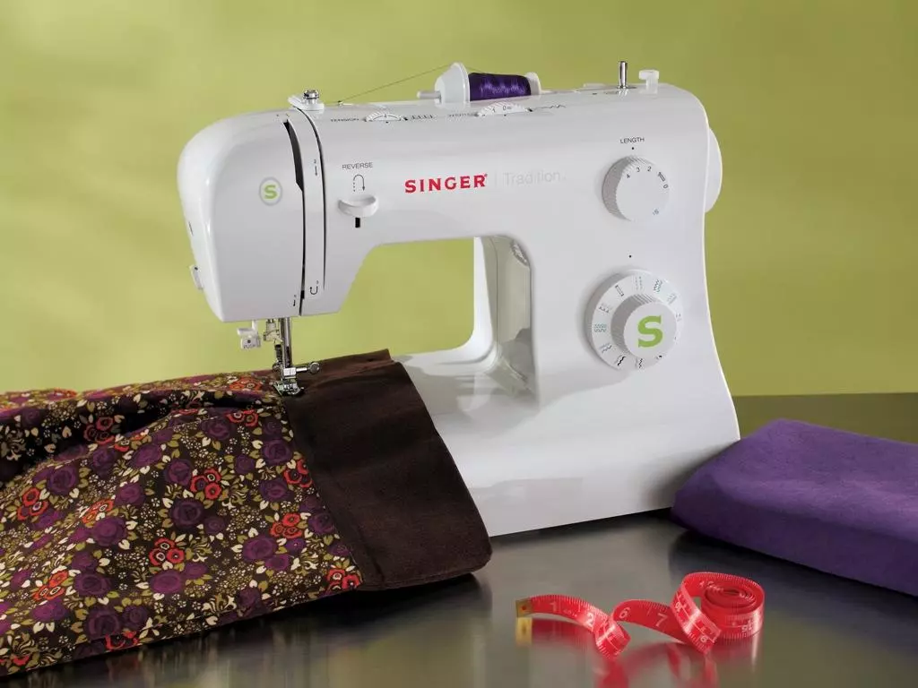 Singer Tradition 2277 Sewing Machine | GoldStar Tool 5 Singer Tradition 2277 Sewing Machine | GoldStar Tool - Image 5