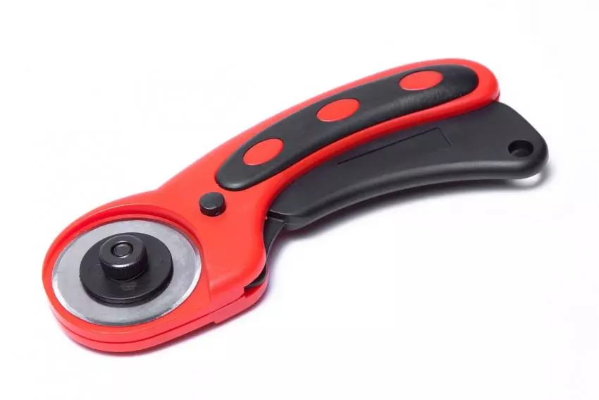 All-Purpose Rotary Cutter For Fabric Paper & Crafts | GoldStar Tool 1 All-Purpose Rotary Cutter For Fabric Paper & Crafts | GoldStar Tool