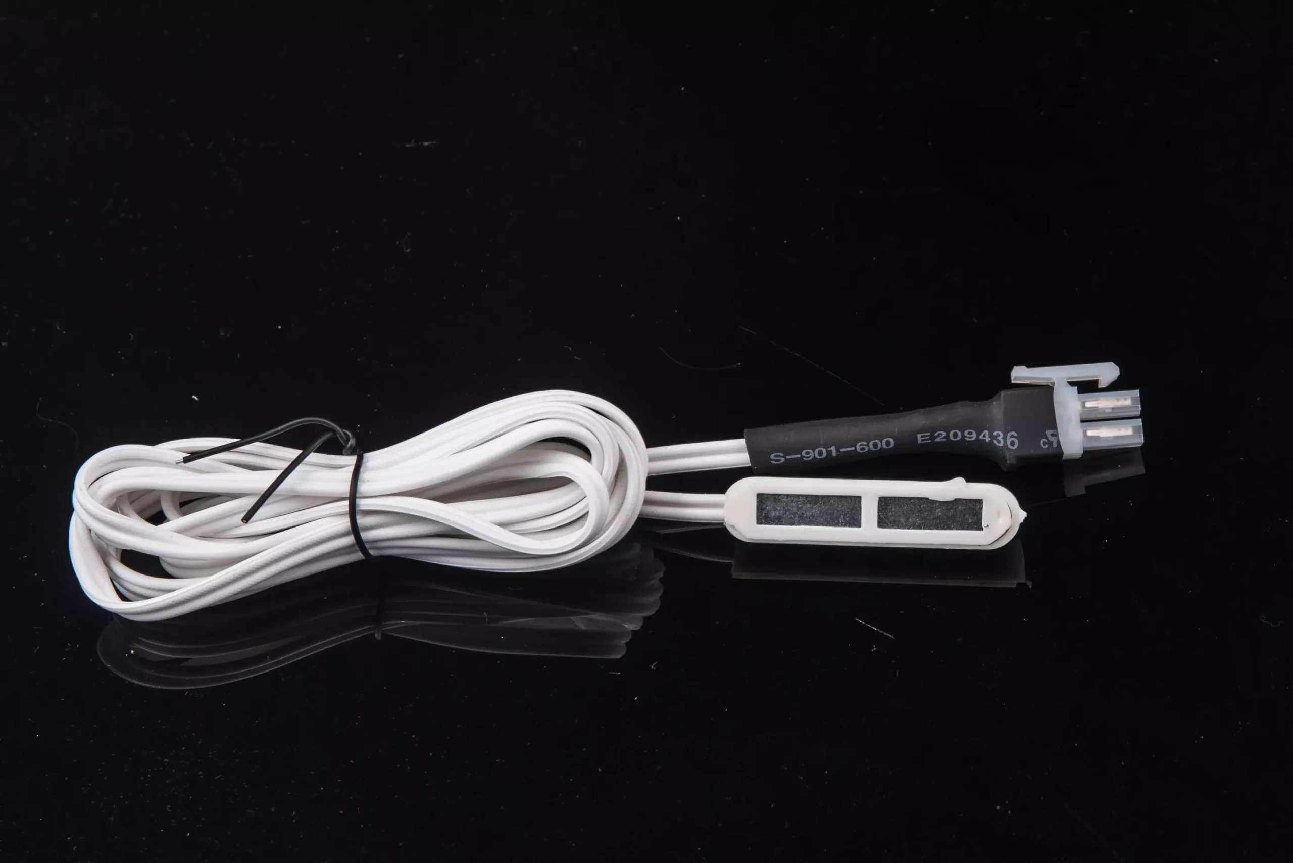 Magnetic LED Lamp | GoldStar Tool 2 Magnetic LED Lamp | GoldStar Tool - Image 2