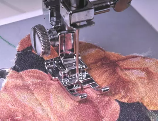 Quilting Foot 1/4" Open Toe | GoldStar Tool 1 Quilting Foot 1/4" Open Toe | GoldStar Tool