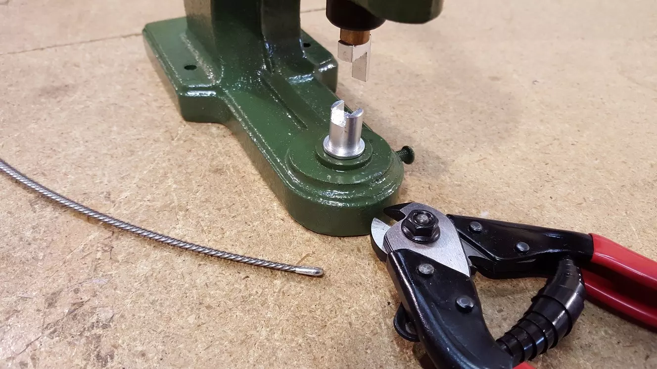 Boning Tip Die Set 1/4" And 1/2" | GoldStar Tool 1 Boning Tip Die Set 1/4" And 1/2" | GoldStar Tool