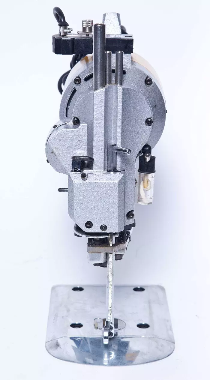 New-Tech 5" High Speed, Straight Knife Fabric Cutting Machine | GoldStar Tool 2 New-Tech 5" High Speed, Straight Knife Fabric Cutting Machine | GoldStar Tool - Image 2