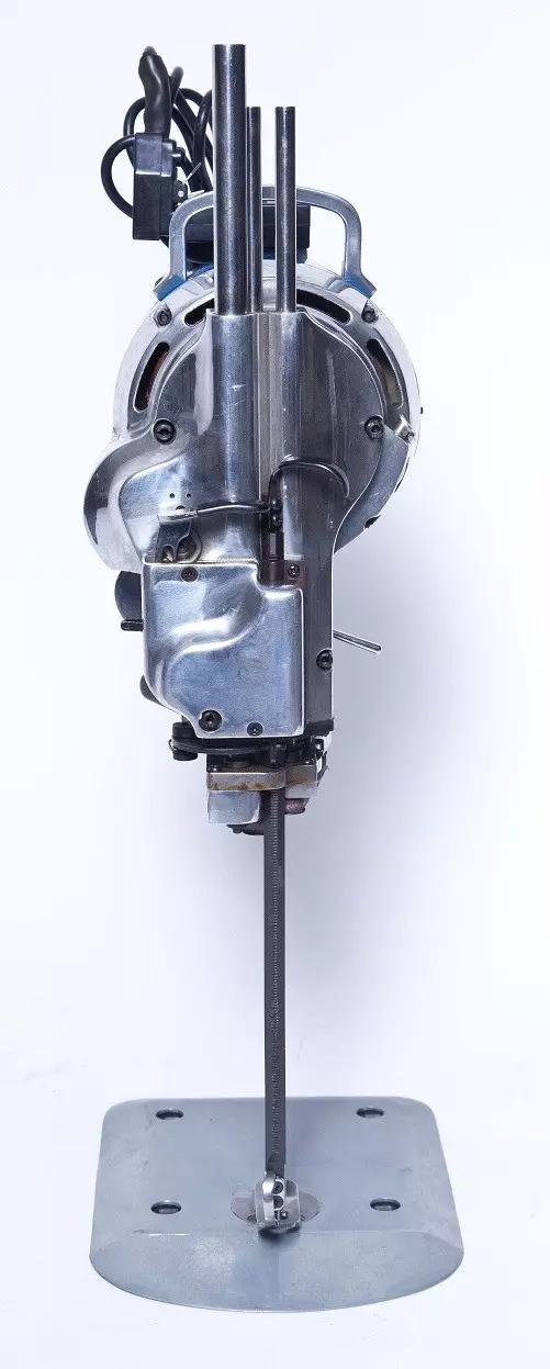 New-Tech - High Speed Straight Knife Fabric Cutting Machine | GoldStar Tool 2 New-Tech - High Speed Straight Knife Fabric Cutting Machine | GoldStar Tool - Image 2