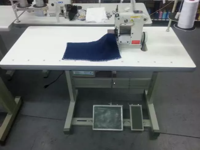 New-Tech GC-18E Over-Edge Sewing Machine | GoldStar Tool 4 New-Tech GC-18E Over-Edge Sewing Machine | GoldStar Tool - Image 4