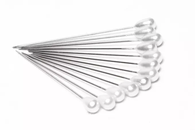 Pearl Head Pins, Natural Or Black (pack Of 144) | GoldStar Tool 2 Pearl Head Pins, Natural Or Black (pack Of 144) | GoldStar Tool - Image 2
