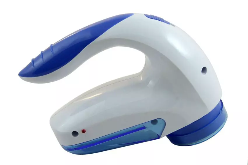 Fuzz & Lint Remover Shaver, Rechargable | GoldStar Tool 1 Fuzz & Lint Remover Shaver, Rechargable | GoldStar Tool